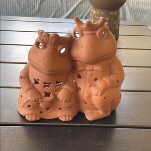 PartyLite Terracotta Frog Couple Figurine
